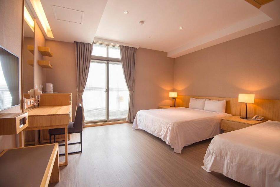 Asia Emperor Hotel Tainan Buitenkant foto
